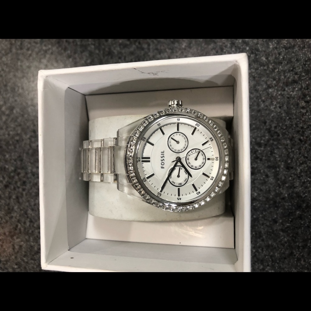 Authentic Fossil watch - Picture 2 of 5